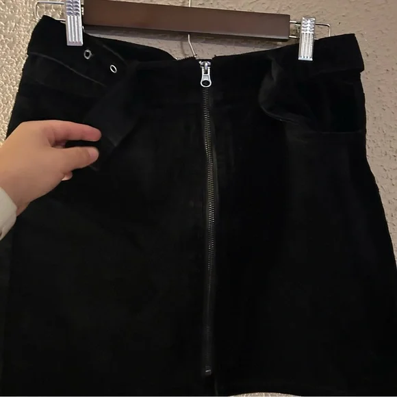 Black Label Cest Toi Black Corduroy Mini Skirt With Removable Belt Size L - Picture 5 of 12